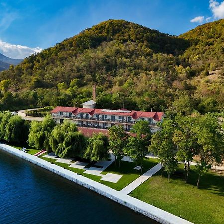 Vega Resort Restaurant & Lodge Orszowa Zewnętrze zdjęcie