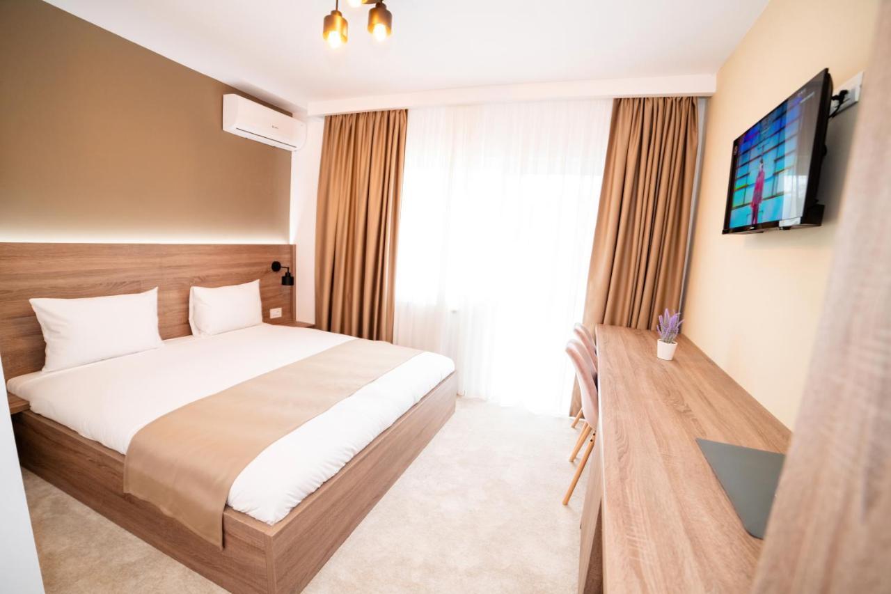 Vega Resort Restaurant & Lodge Orszowa Zewnętrze zdjęcie