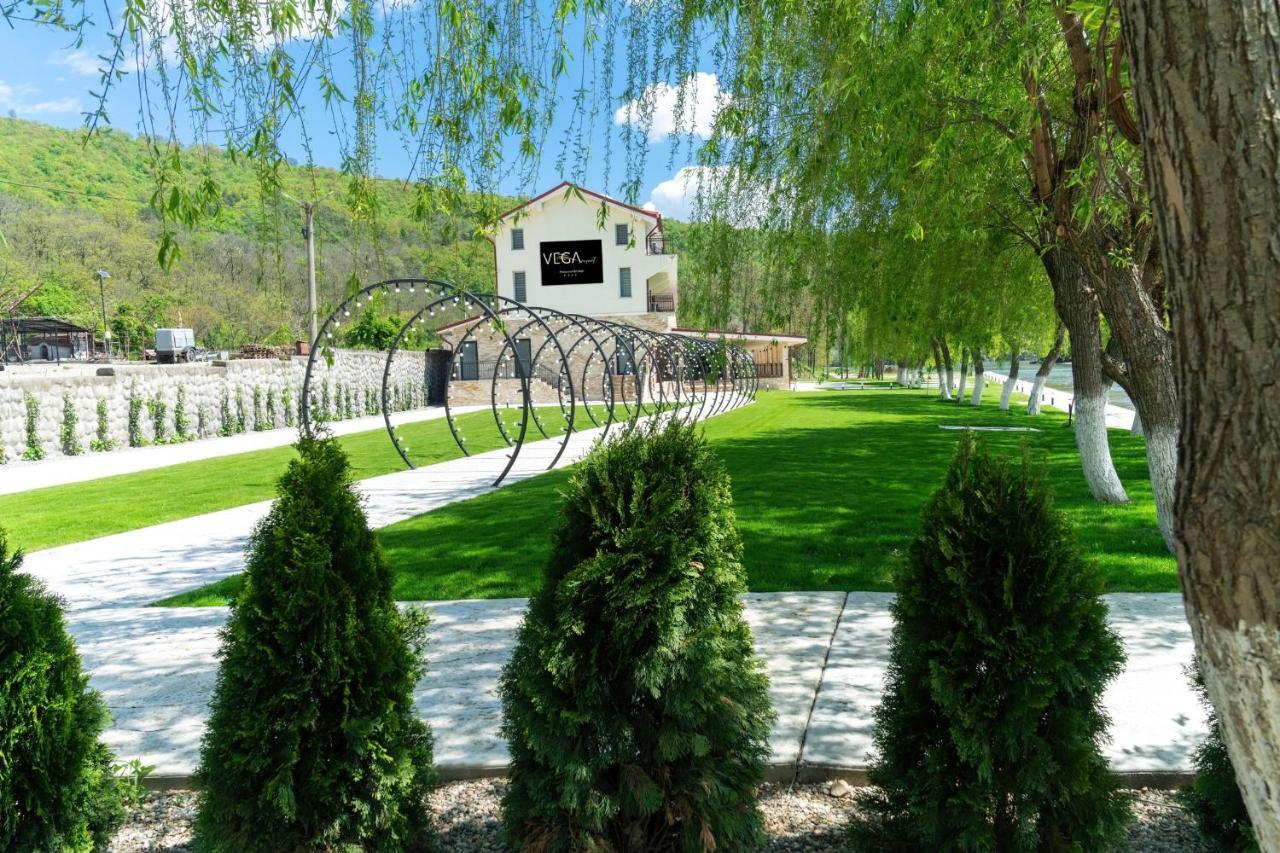 Vega Resort Restaurant & Lodge Orszowa Zewnętrze zdjęcie