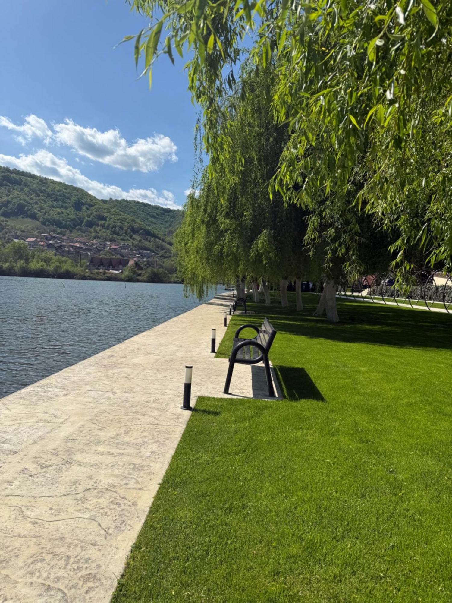 Vega Resort Restaurant & Lodge Orszowa Zewnętrze zdjęcie